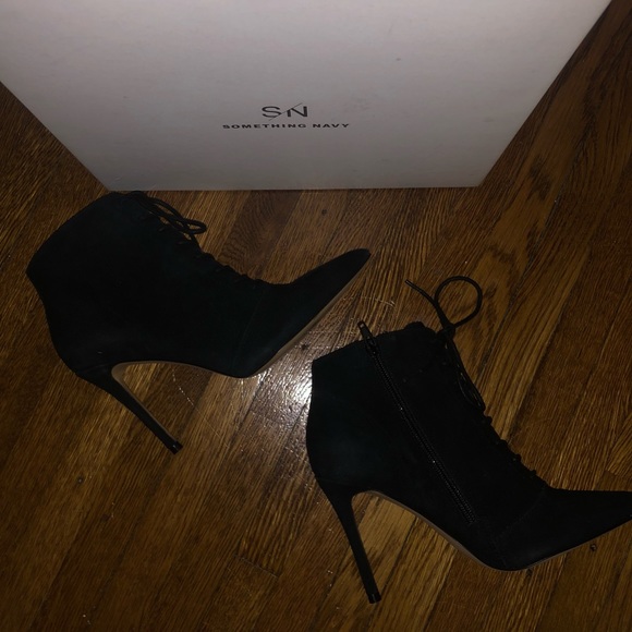 Something Navy lace up black booties, size 6. - Picture 4 of 8